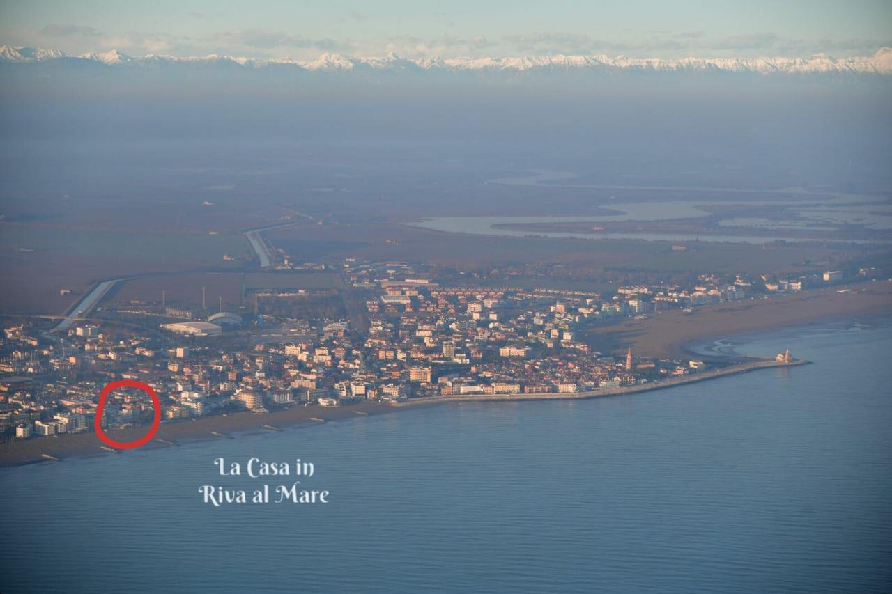 Appartamento Frontemare Azzurra Каорле Экстерьер фото
